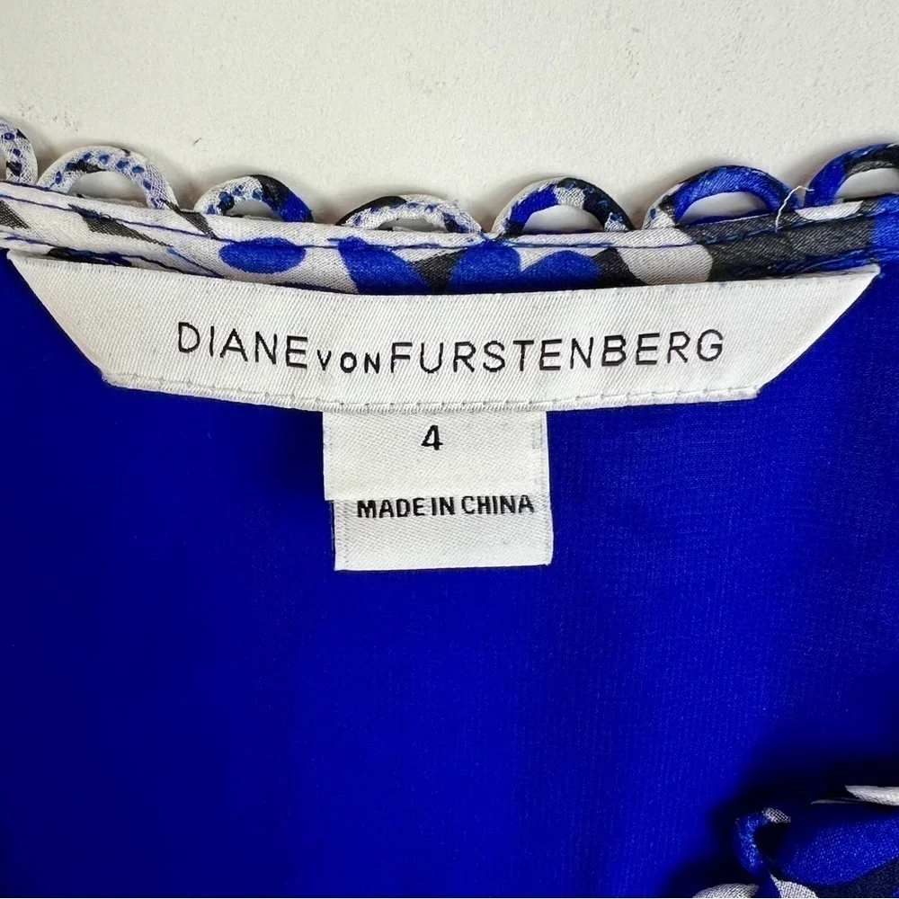 Diane von Furstenberg Aria Printed Silk Tunic Dress Blue Floral size 4 - Picture 3 of 11